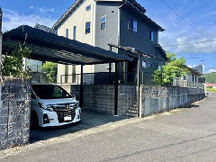 雨に濡れにくく玄関まで行きたい！カーポートと屋根テラス工事　鹿児島市Ｈ様邸
