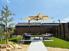 【宮崎　国富町 庭リフォーム】子どもが遊べて家族がくつろぐ庭へ｜テラス×植栽の施工事例