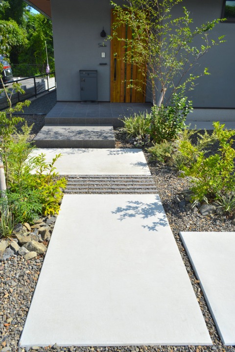 ＹＫＫＡＰエクステリアデザイン施工 フォトコンテスト」 庭まわり部門　金賞