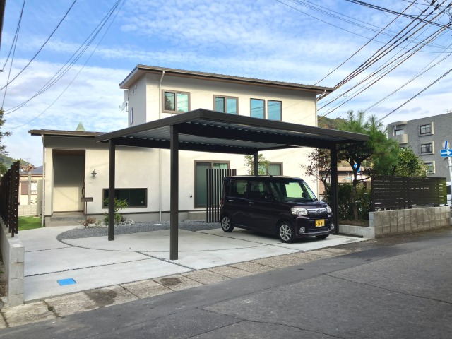 丸和建設、ぬりかべ