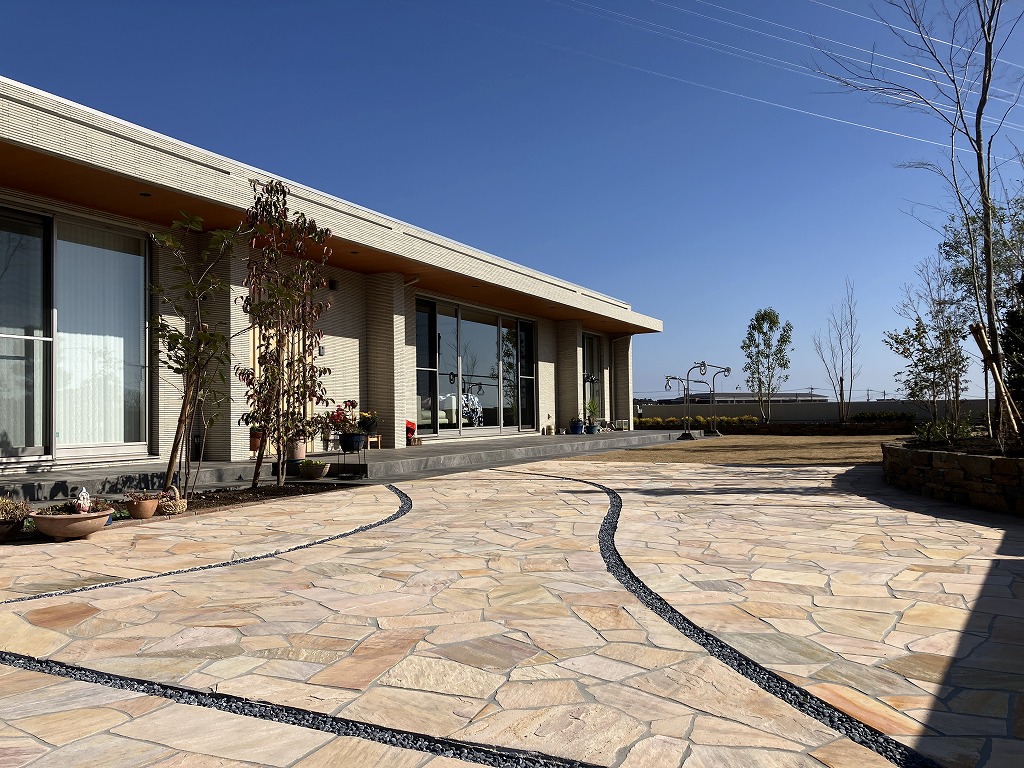 完成したお庭が、暮らしの質を変える～都農町・K様邸