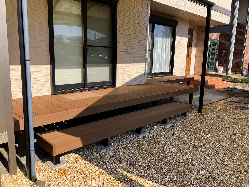 三協アルミ　樹脂デッキ　特注サイズ