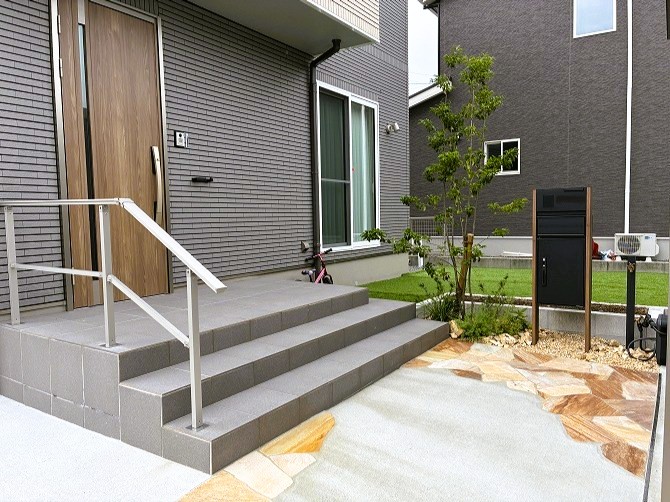 乱形石が美しい 未来の工事を見据えた新築外構＊霧島市T様邸