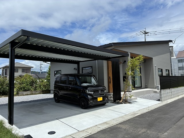 暮らしを彩る、シンプルモダンな外構*霧島市I様邸