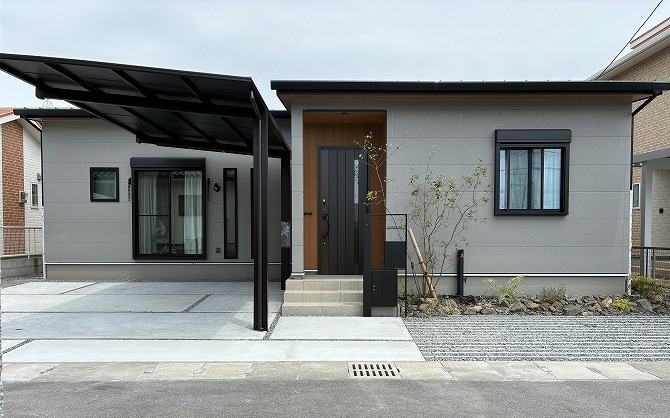 “余白”をデザインした、平屋のシンプルモダン外構＊霧島市S様邸