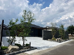 和モダン住宅に映える上質な新築外構　鹿児島県霧島市F様邸