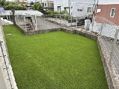 お庭が快適に！天然芝から人工芝へ