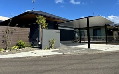 ダークでモダンな住まいに寄り添う、家族で楽しむ新築エクステリア　鹿児島市K様邸